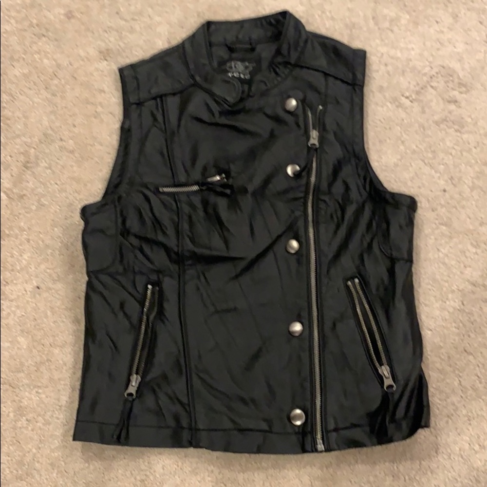 Vegan leather biker vest - size small